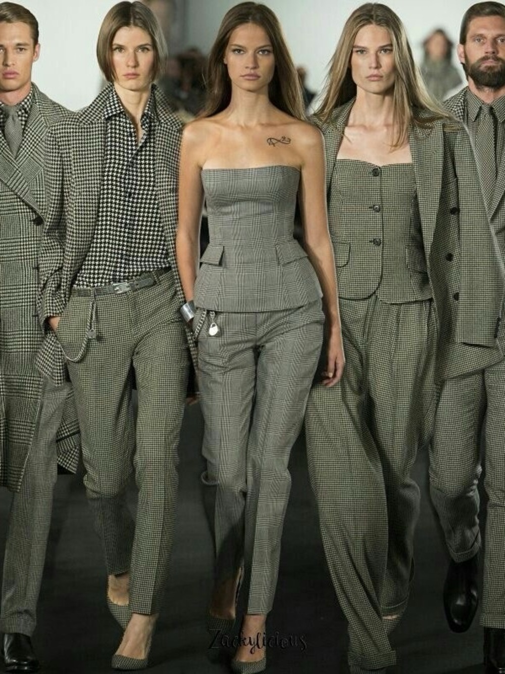 Ralph Lauren Collection Fall 2017 Blaine Glen Plaid Strapless Bustier